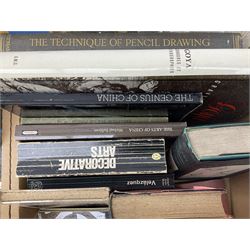 Collection of reference books, to include The art of Etching, Introduction to Chinese art, The History and Techniques of the Great Masters, Drawings of Michelangelo, etc in two boxes 