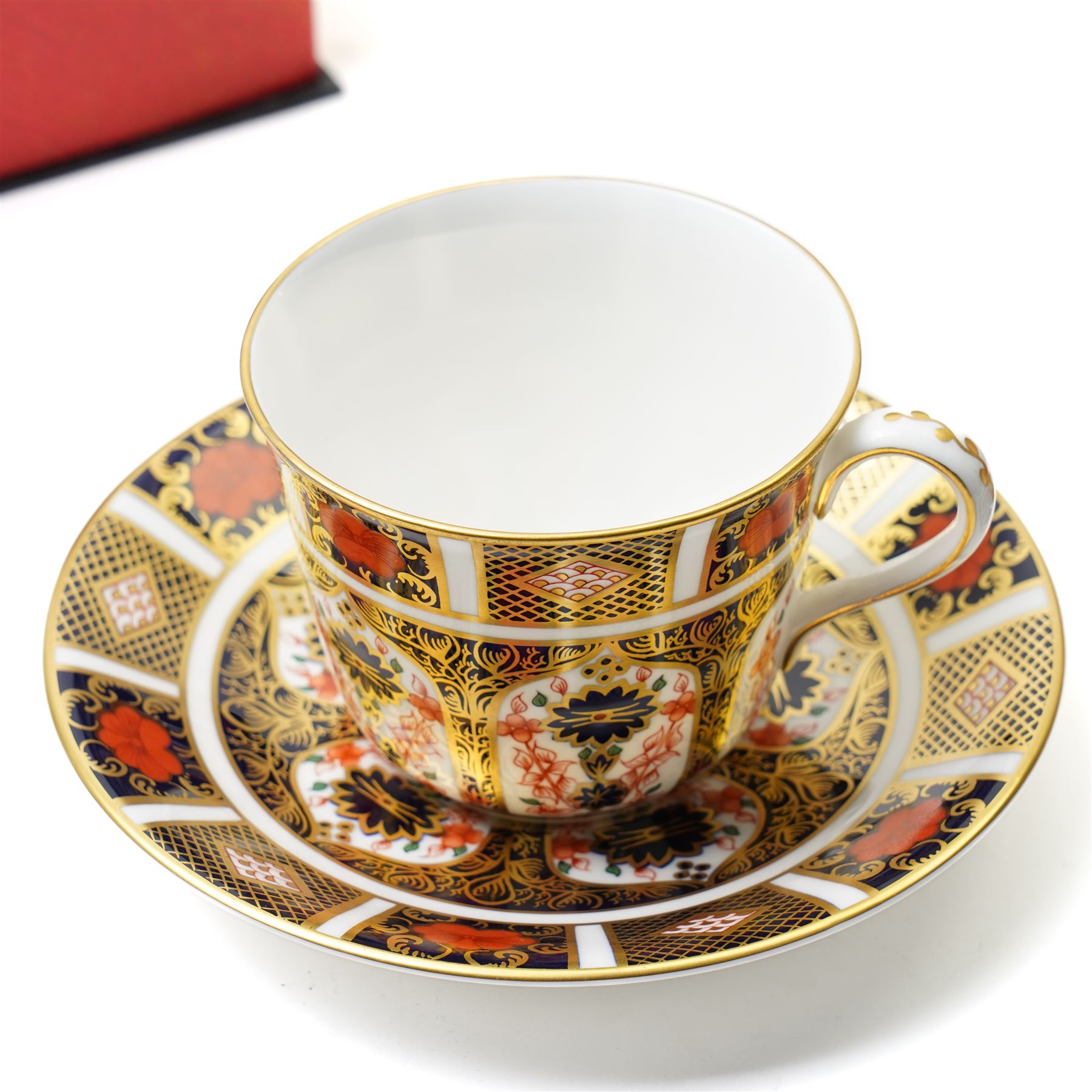 Pair of Royal Crown Derby Imari pattern plates 21cm, pair of tea plates, one boxed, tea cup and saucer and small vase, boxed all pattern 1128