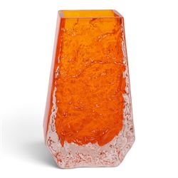 Geoffrey Baxter - Whitefriars Coffin vase, in tangerine orange