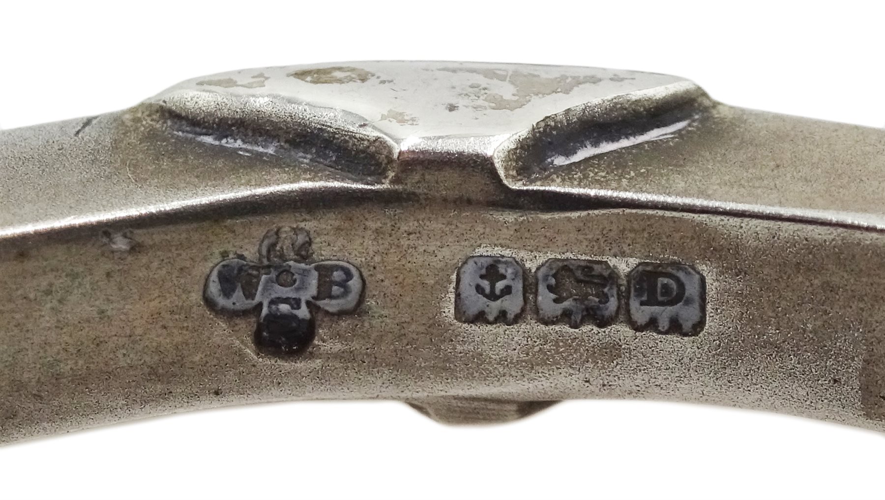 Pair of silver horseshoe napkin rings by William Base & Sons, Birmingham 1928, 
 retailed by Jamieson & Carry, Aberdeen, cased