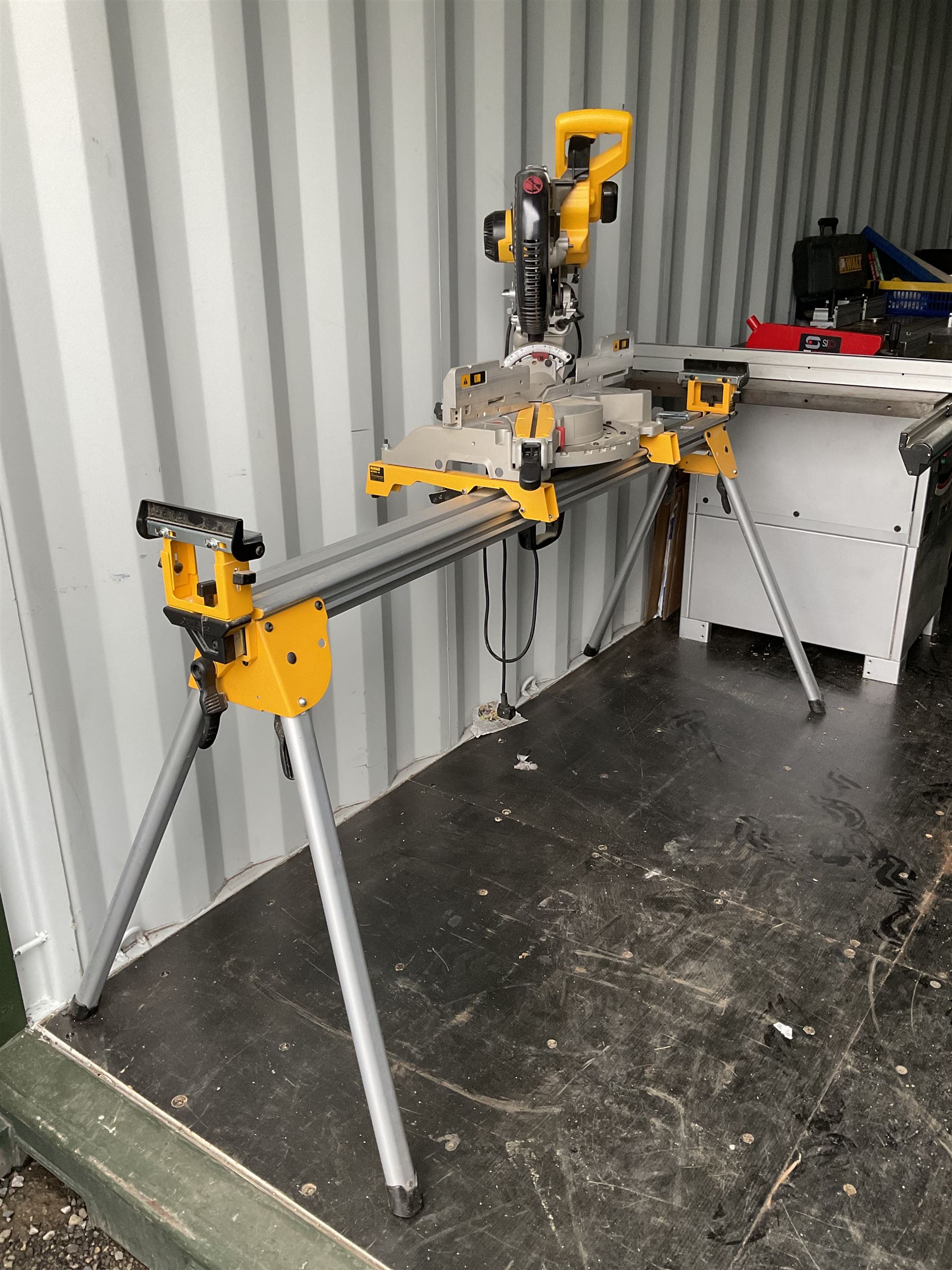 DeWalt DW717XPS, chop saw with table and extenders cut depth max 89cm - THIS LOT IS TO BE COLLECTED BY APPOINTMENT FROM DUGGLEBY STORAGE, GREAT HILL, EASTFIELD, SCARBOROUGH, YO11 3TX