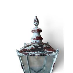 Foster & Pullen (Bradford est. 1896) - Good pair of late 19th century copper coach house or street lamps, painted in rustic white finish, with iron corner brackets, one with clear glass, the other with ring mottled glass, both converted to electricity, height with bracket 150cm