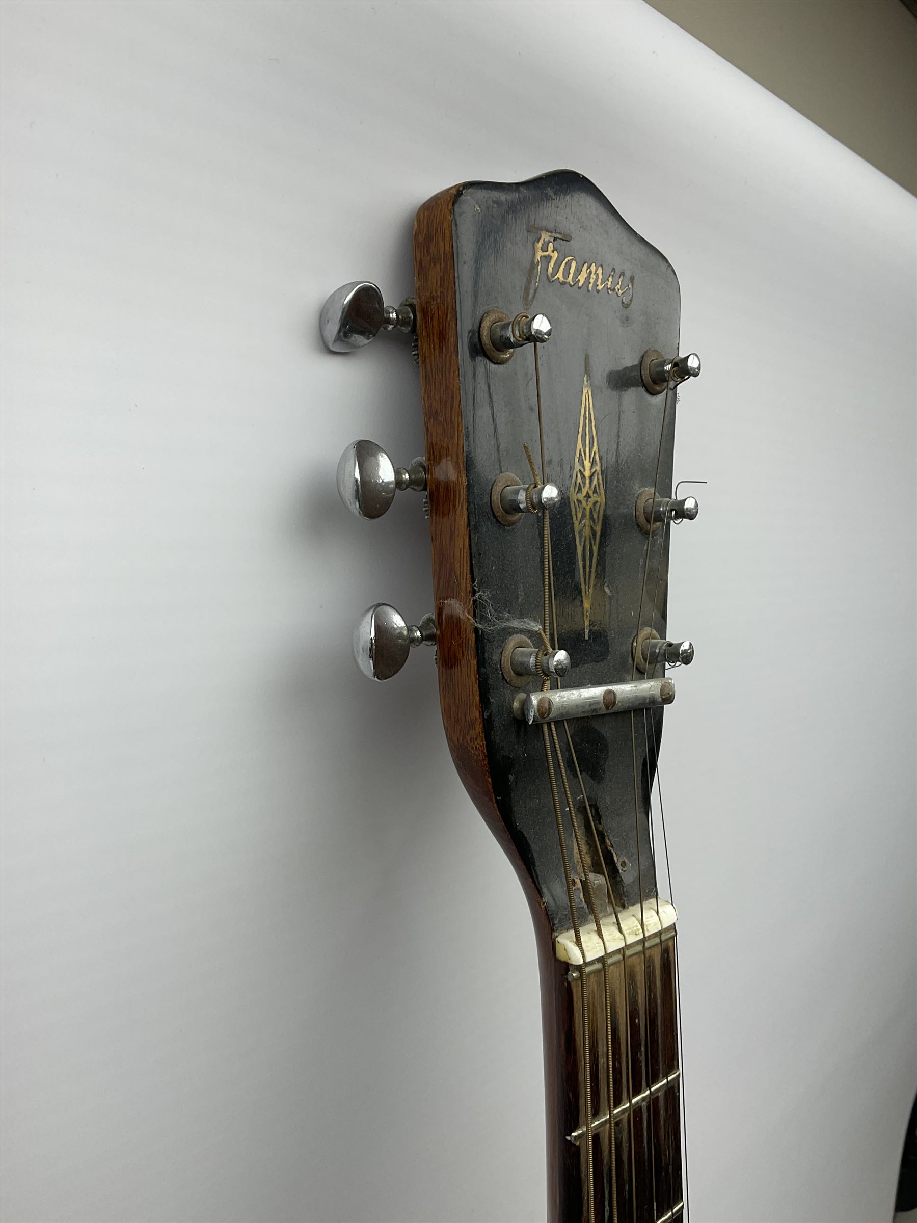 Framus Acoustic Guitar, model 5/196. L104cm