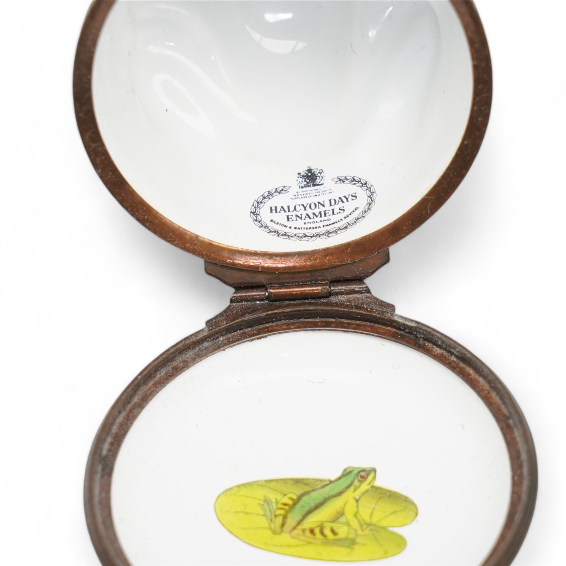 Three Halcyon Days enamel bonbonnieres comprising a mallard, panda and frog, H7cm max (3)