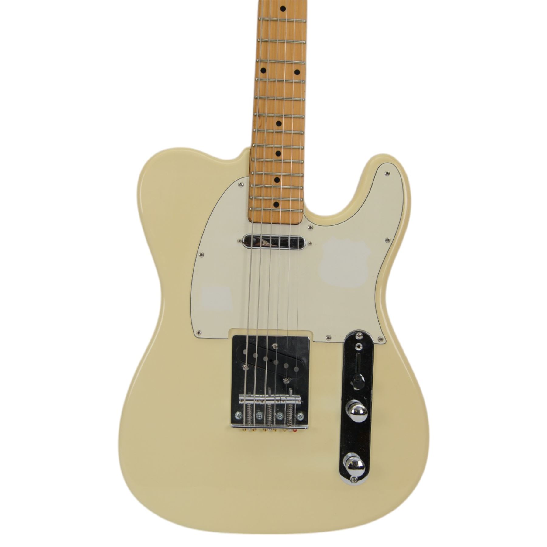 2004 Fender Telecaster electric guitar, with cream body, made in Corona California USA, L97cm
