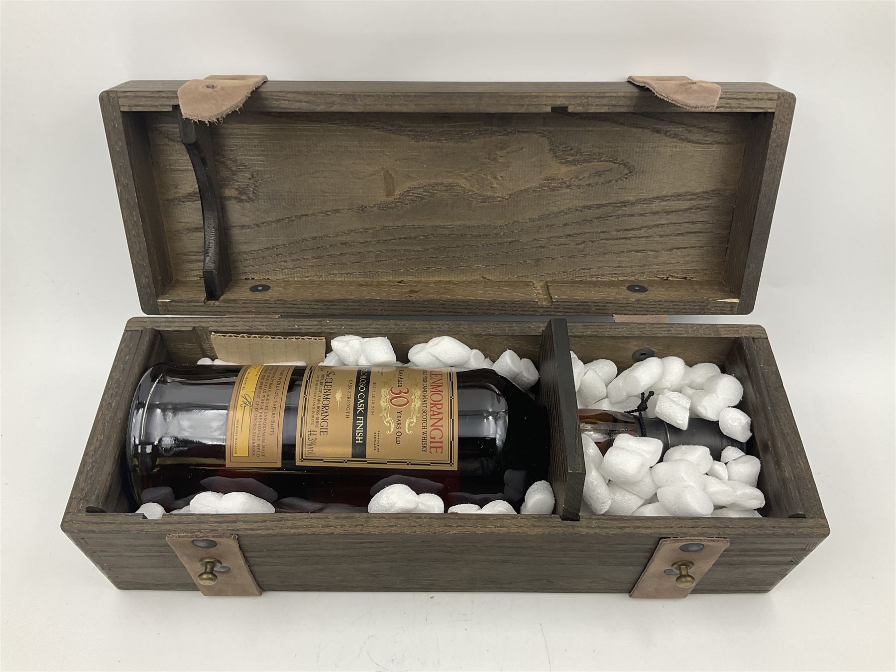 Glenmorangie, 30 year old single malt Oloroso cask finish Scotch whisky, bottle no 1350/4548, 70cl 44.3% vol, in presentation box 