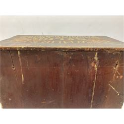 Early 20th Century Dewhurst table top chest, decorated with gilded 'Dewhurst's Sylko Machine Twist Strong Lustrous' lettering above six long drawers with names and numbers of cotton also detailed in gilt, H39cm