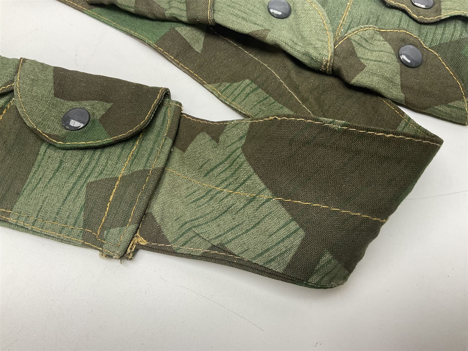 WW2 German Luftwaffe Parachutist's camo bandolier; stamped 0/0510/0052 1943