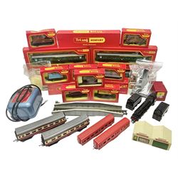 Tri-ang/Hornby '00' gauge - Princess Class 4-6-2 locomotive 'Princess Elizabeth' No.46201 with tender; Battle Space Turbo Car, boxed; four passenger coaches, buffet car, track cleaning car and eight wagons, all boxed; and various other accessories