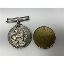 WWI J. Hudson & Co. Birmingham trench whistle dated 1916; WWI British War Medal awarded to 117363 Gnr. N.L. Wright R.A.; Services Rendered badge No.111643; RAF & RFC cap badges etc