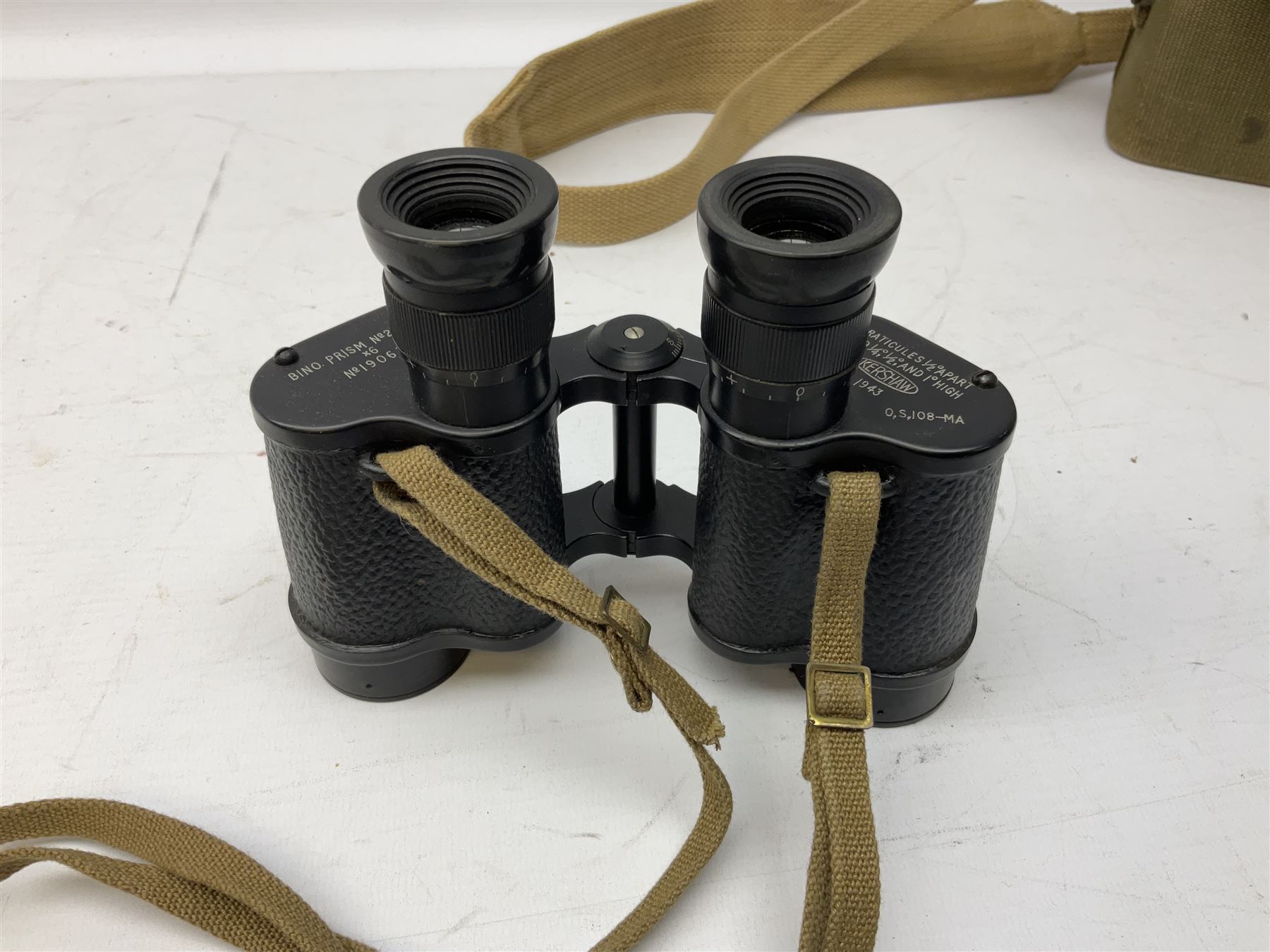 Pair of WWII 1943 Kershaw Bino. Prism No.2 MKII x6 binoculars, No. 190671, in canvas case