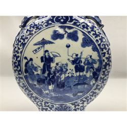 19th century Chinese blue and white moon flask vase, the central panel depicting musicians, bordered by floral, foliate and scroll decoration, with lizard handles to each shoulder, upon an oval foot, H31cm 