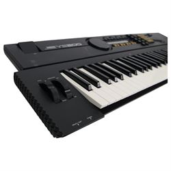 Yamaha YS200 digital synthesizer, cased with instructions, W100cm