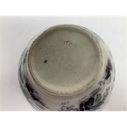 Collection of mostly Oriental ceramics, to include three 20th century Japanese Satsuma vases, two Japanese Imari plates, etc. 