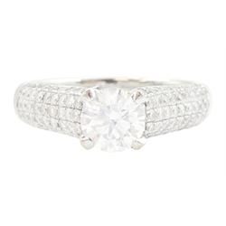 18ct white gold diamond ring, set with a single round brilliant cut diamond of approx 1.10...