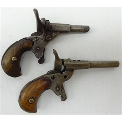  Vintage Starting type pistol stamped Pat. 6254.13 &2621.14, another similar, both with shaped walnut stocks, L10cm (2)  
