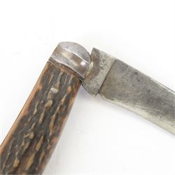 Flat bottomed pruning knife, antler scales, the blade stamped Saynor, Saynor Cooke & Ridal and verso Obtain Warranted, blade L10cm, overall L22cm