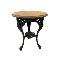 Cast iron Britannia pub or bistro table with circular moulded hardwood top