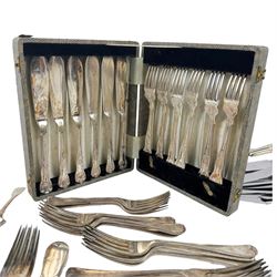 Silver plated cutlery, including Kings pattern cutlery, Voluto fish servers, ladle, etc