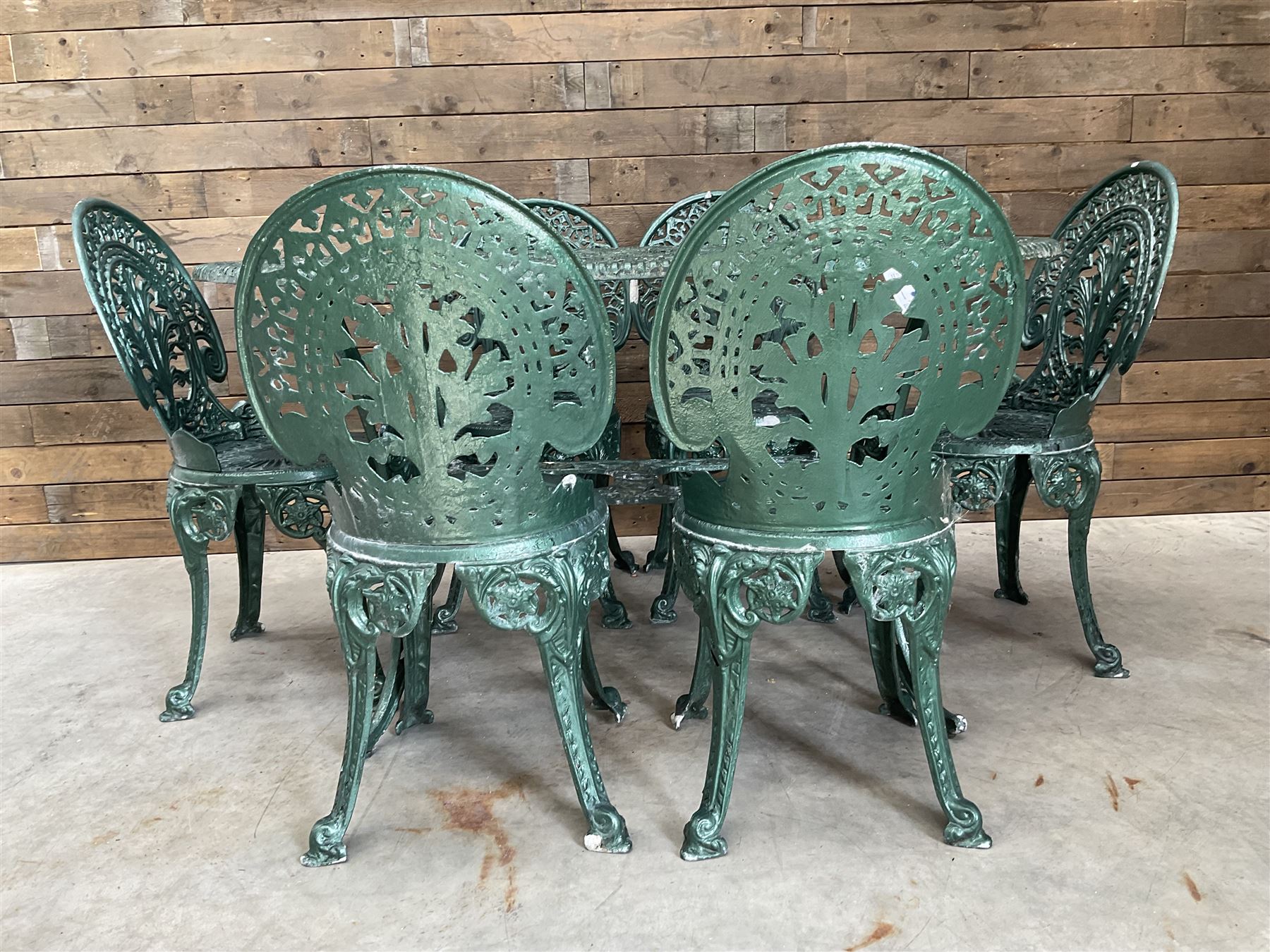 Victorian design cast aluminium oval garden table, and six chairs