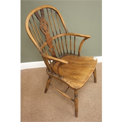  Late 20th century Windsor armchair, stick and pierced splat back, dished seat, turned supports with H stretcher  