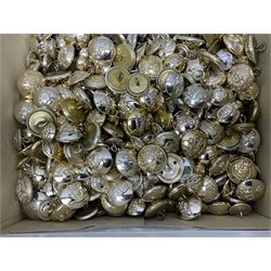 Large quantity of original predominantly military uniform buttons, pips and crowns; together with very large quantity of staybrite buttons