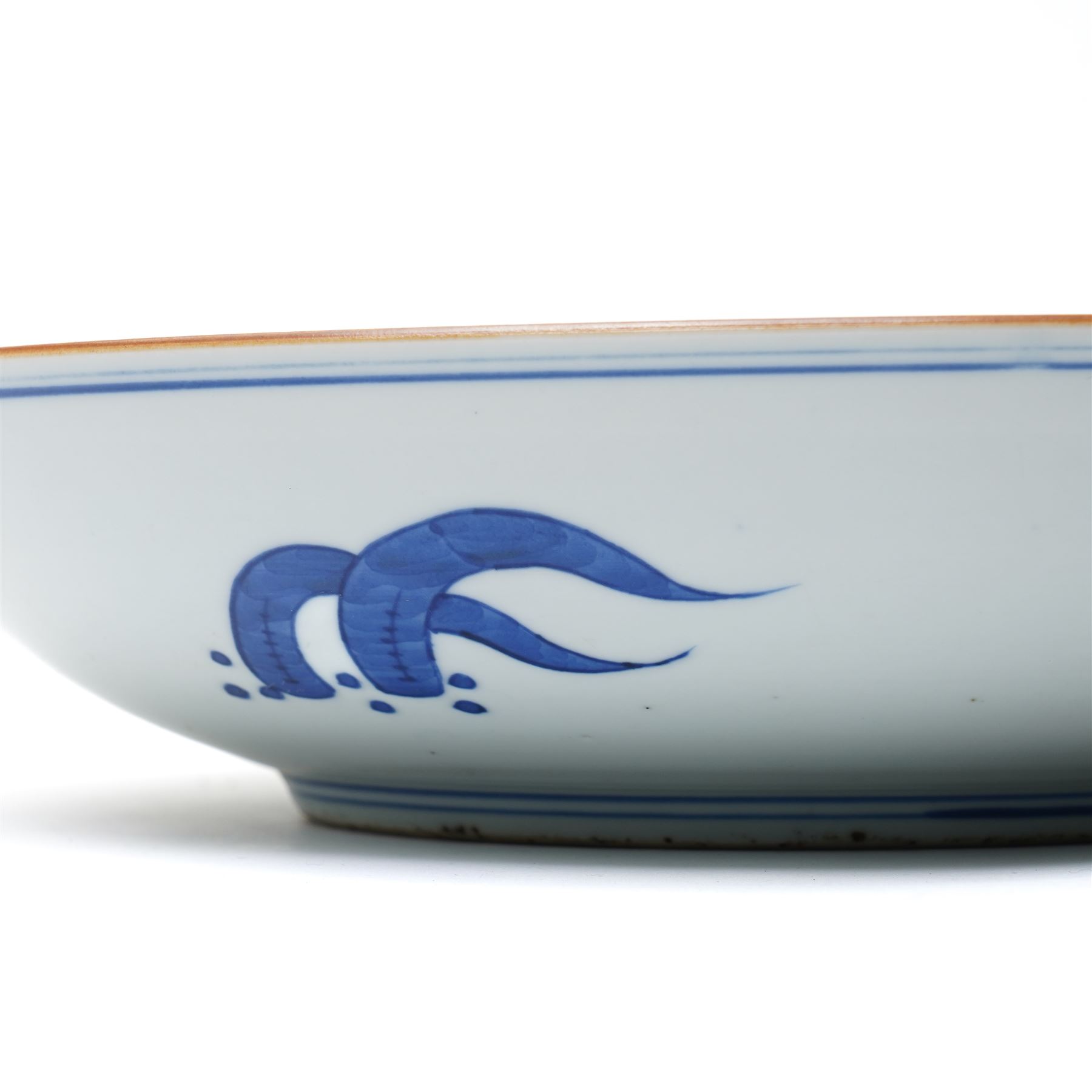 17th century Chinese blue and white charger, decorated centrally with a Qilin, four character mark within double blue ring to base, D34cm