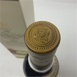 Macallan, 10 year old, single malt Scotch whisky, 700ml, 40% vol, boxed
