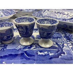 Copeland Spode Italian pattern dinner wares, including two tureens and covers, four serving dishes, six dinner plates, four side plates etc, all with blue printed marks beneath