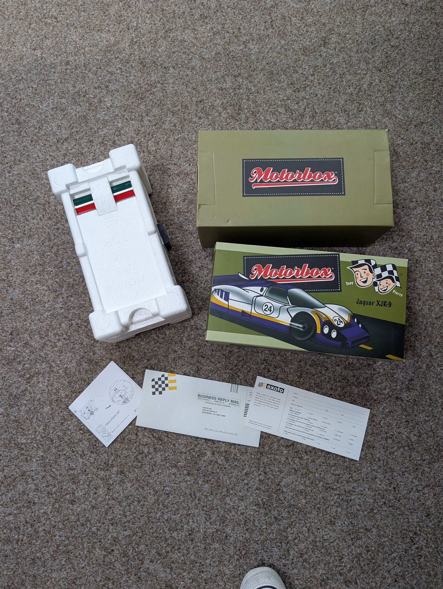 Motorbox Exoto Jaguar XJR-9 IMSA, in white, green and red Castrol livery #60, boxed