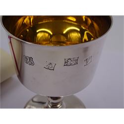 The Barker Ellis York Goblet, in sterling silver, limited edition number 1070 of 1900, commemorating the 1900th anniversary of the founding of the city of York, the bowl of cylindrical form, engraved with the coat of arms of York, with gilt interior, upon knopped stem and spreading circular foot, H11cm, hallmarked Barker Ellis Silver Co, Birmingham 1970, with box and papers