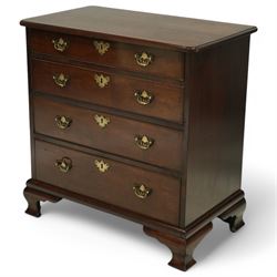 Small Georgian mahogany chest of drawers