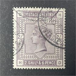 Great Britain Queen Victoria 1883-4 stamps, comprising two shillings and sixpence, five shillings and ten shillings, all used, all previously mounted