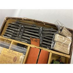 Hornby '0' gauge - three-rail electric train set with LNER Riviera Blue 4-4-2 locomotive 'Flying Scotsman' No.4472 and No.3 tender, No.2 Special Pullman Coach 'Loraine', No.2 Special Pullman Composite Coach 'Verona', goods wagon with Furniture Removals container, boxed Circuit Breaker, two boxes of Connecting Plates, boxed Terminal Connecting Plate and quantity of track; boxed with paperwork; together with Breakdown Van and Crane and Transformer No.T20A; both boxed