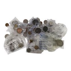 Great British and World coins, including a small quantity of Great British pre-1947 silver, five five pound coins, Canada 1949 one dollar, etc