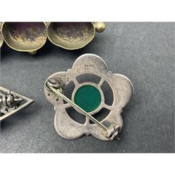 9ct gold jewellery including leaf brooch, wishbone Mizpah brooch, carnelian brooch, gold cased ladies Omega wristwatch, on leather strap and gold cased ladies Tissot wristwatch on expanding gilt strap, together with silver brooches and a Czech paste buckle, etc