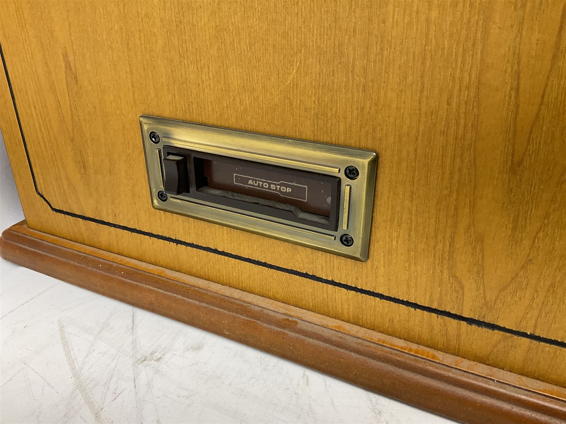 Vintage Collection Gramophone, model MT-GA05, record CD tape player AM/FM radio, W47cm H24cm 