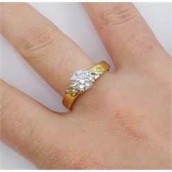 18ct gold single stone round brilliant cut diamond ring, stamped 750, diamond approx 1.00 carat