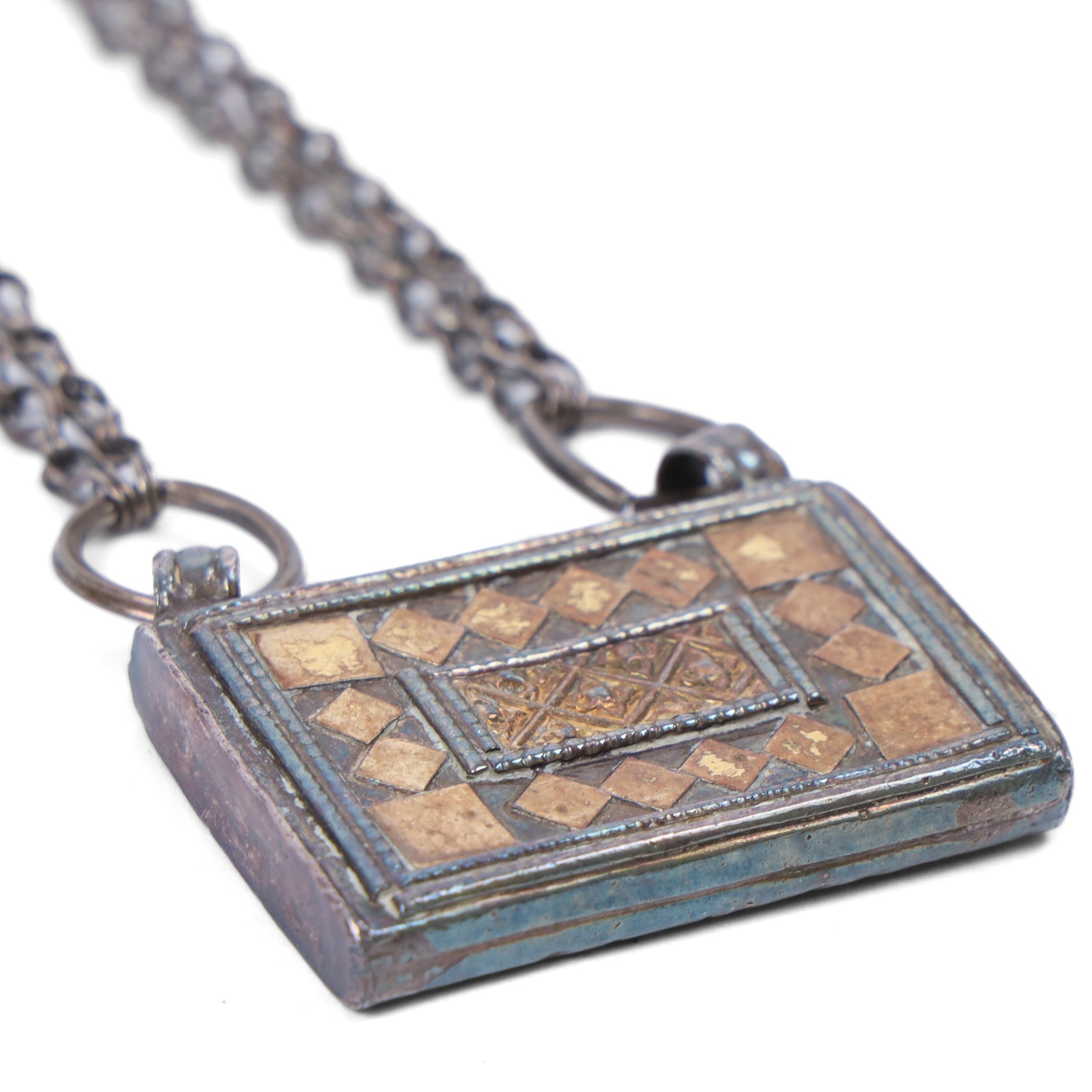 Omani silver Hirz pendant necklace