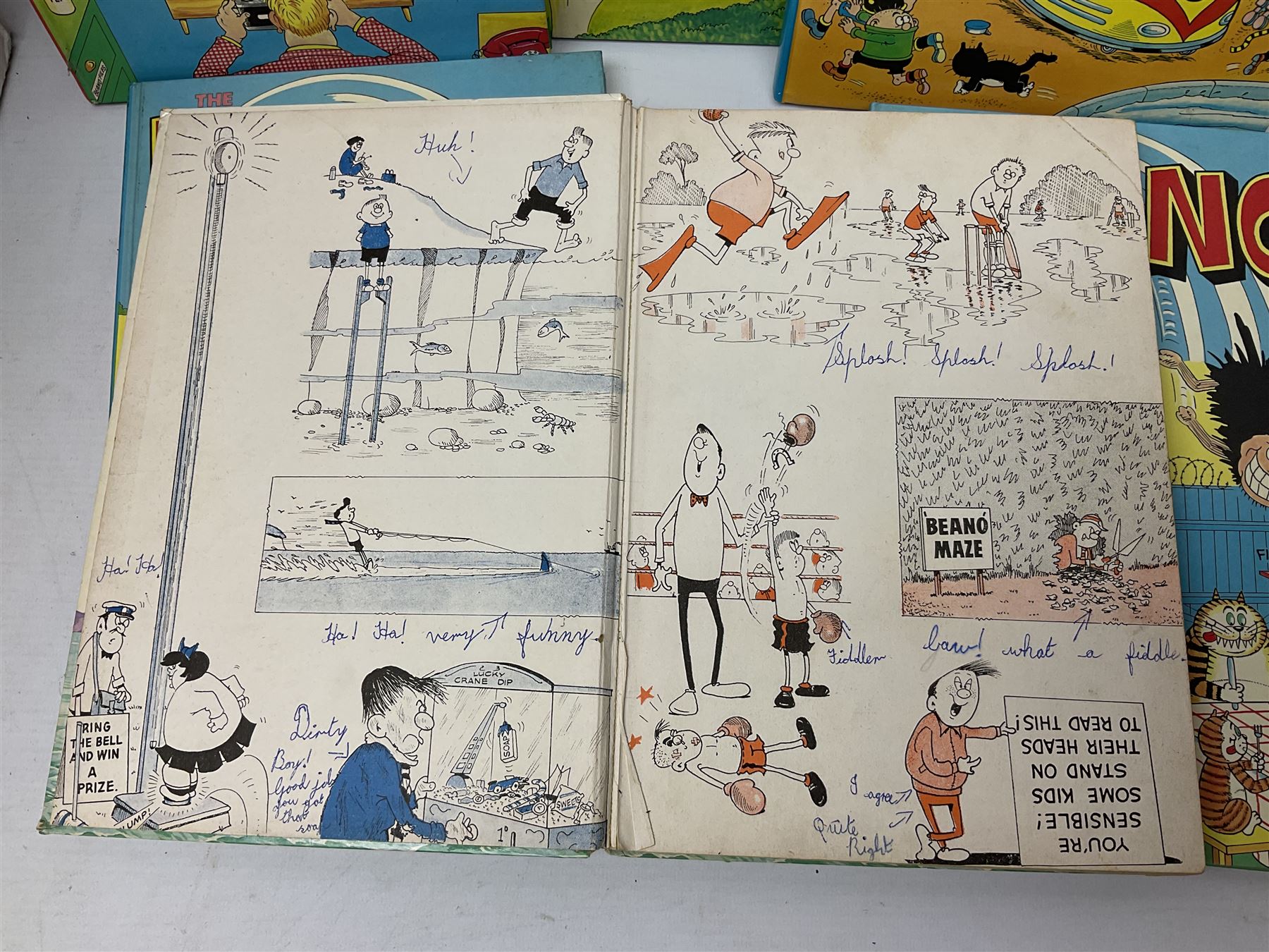 Ekco transistor portable radio, Kodak Brownie Cresta camera in case, Castle & Co Hull binoculars in case, 1970s and later annuals to include Beano, 1926 The Picture Show annual, silver-plate etc