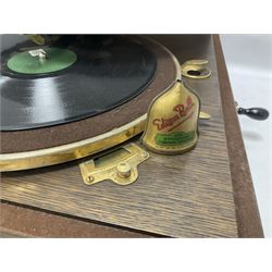 His Master's Voice Lumiere Gramophone, model no. 460 c1925, oak cased table top model with 12
