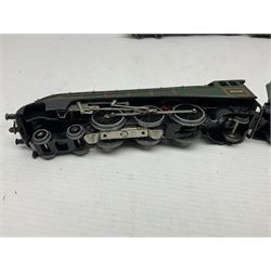 Hornby Dublo - 3-rail - EDL2 Duchess Class 4-6-2 locomotive 'Duchess of Atholl' No.6231 in LMS maroon; Class A4 4-6-2 locomotive 'Silver King' No.60016 in BR green with associated tender; and re-named Class A4 4-6-2 locomotive 'Lord Faringdon' No.60034 in matt green and BR gloss green tender; each in modern collector's plain blue box (3)