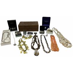 Silver necklace, necklace with a gold clasp, Wedgwood jasperware pendant and other costume jewellery along with a wooden boxed with carved floral decoration.   