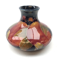  William Moorcroft Pomegranate pattern squat vase, c1916 H8.5cm   