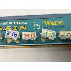 1950s boxed Wade Alphabet Train (a/f)