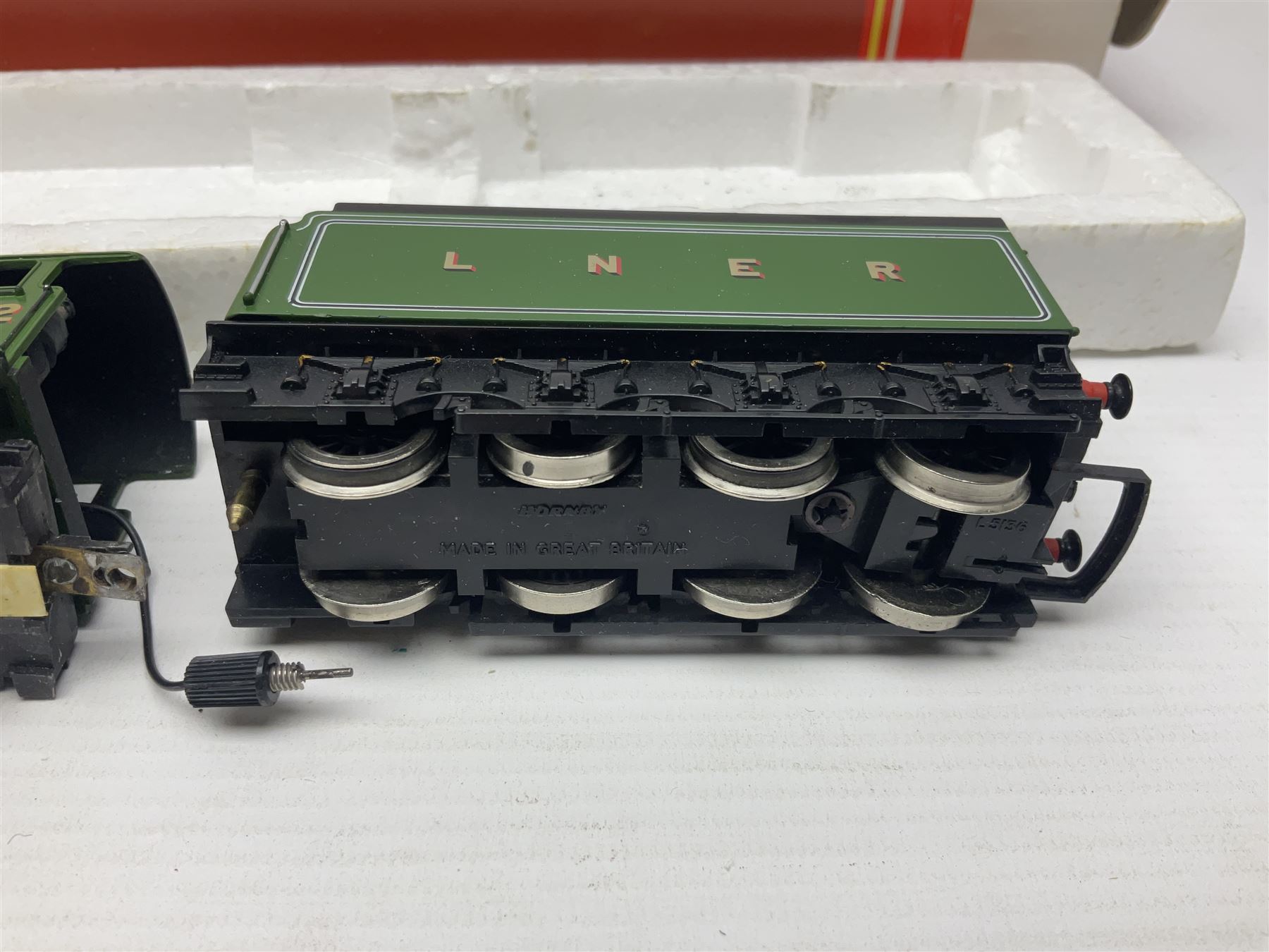 Hornby '00' gauge - Coronation Class 4-6-2 locomotive 'Duchess of Gloucester' No.6225 in LMS maroon; Class A1/A3 4-6-2 locomotive 'Flying Scotsman' No.4472 in LNER green; Class 9F 2-10-0 locomotive 'Evening Star' No.92220 in BR green; all boxed; and Class A1/A3 4-6-2 locomotive 'Prince Palatine' No.60052 in BR blue; unboxed (4)