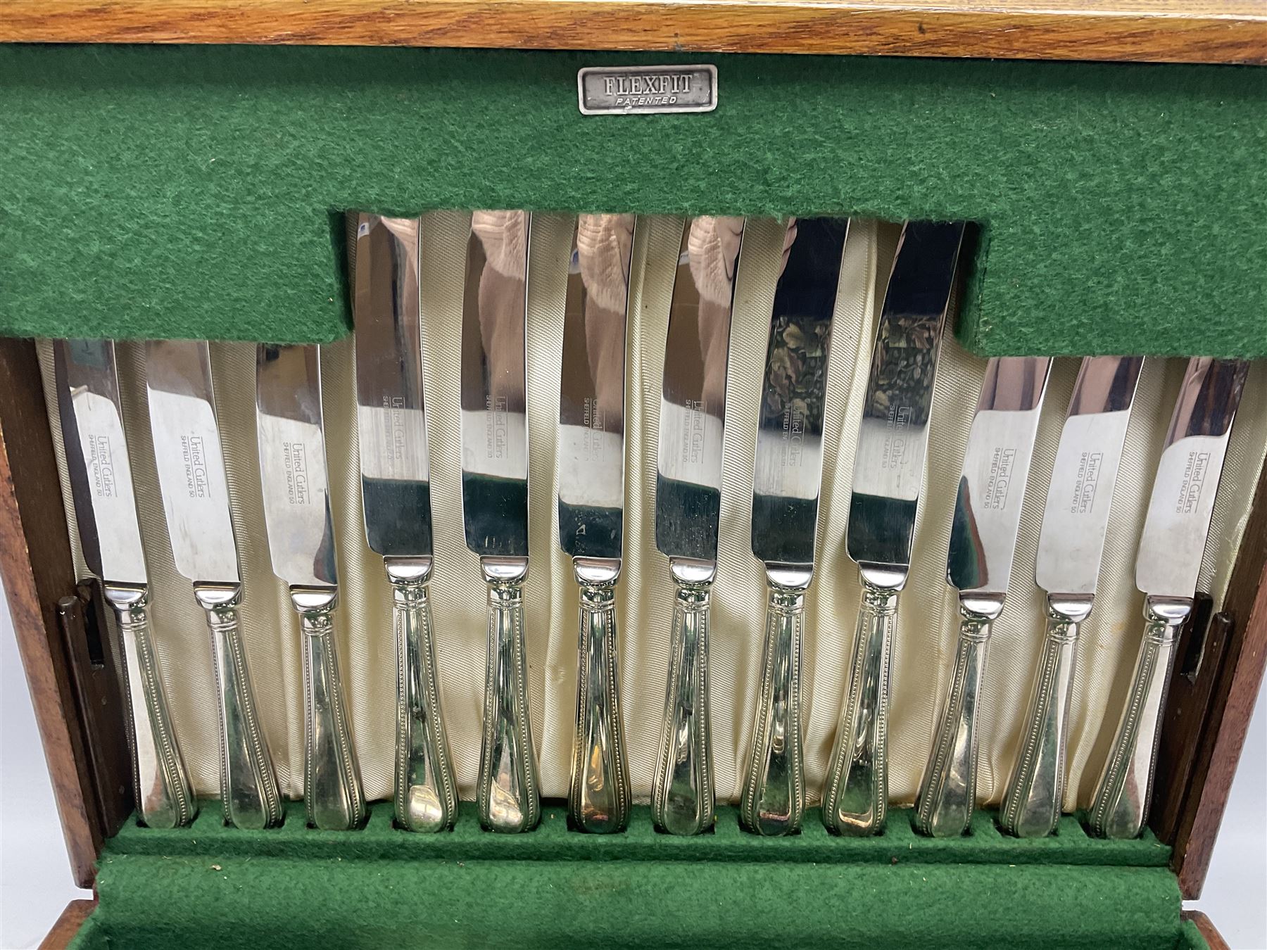 United Cutlers Sheffield silverplate canteen of cutlery for six