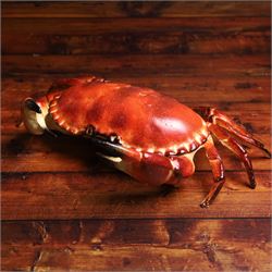 Cast iron box, modelled as a crab, H9cm, L34cm