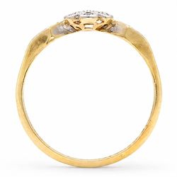 Early 20th century gold diamond daisy flower head cluster ring, set with seven diamond chips and diamond shoulders, stamped 18ct Plat