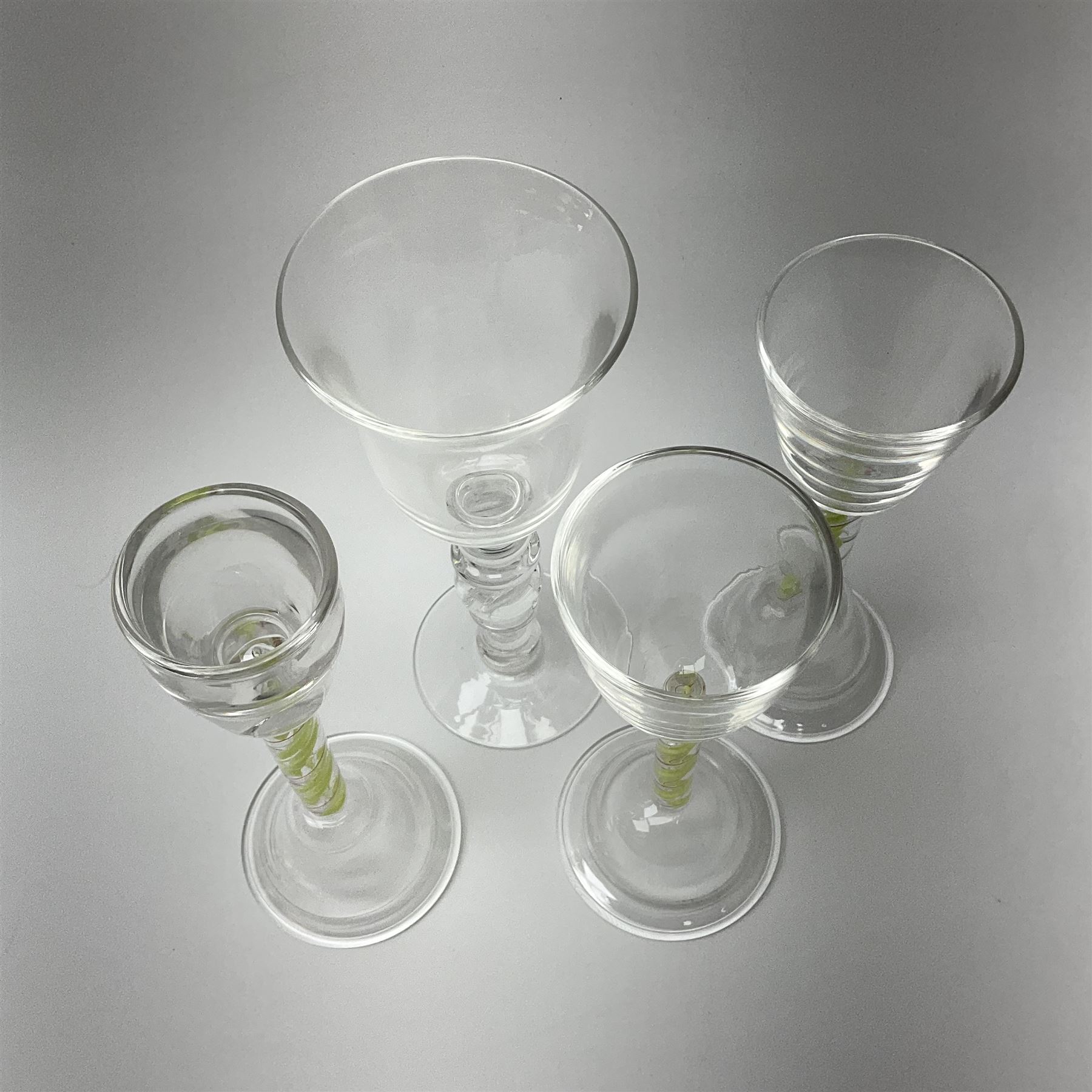Six late 20th century Paul Manson Shilbottle Glass Studio drinking glasses, comprising three